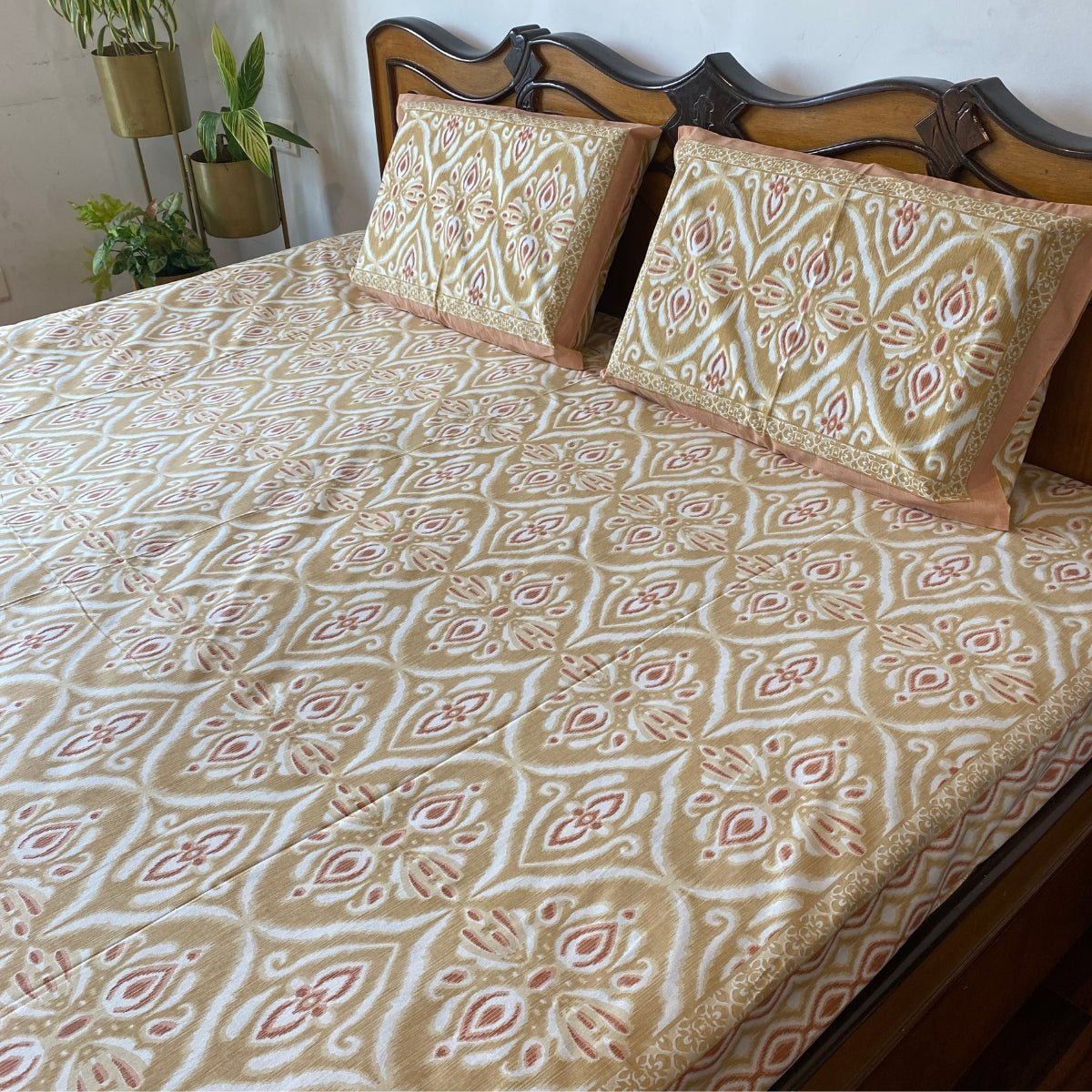 Rajwada Ikat Print Bedsheet Set, King Size, 100" x 108" - Coral Slub -